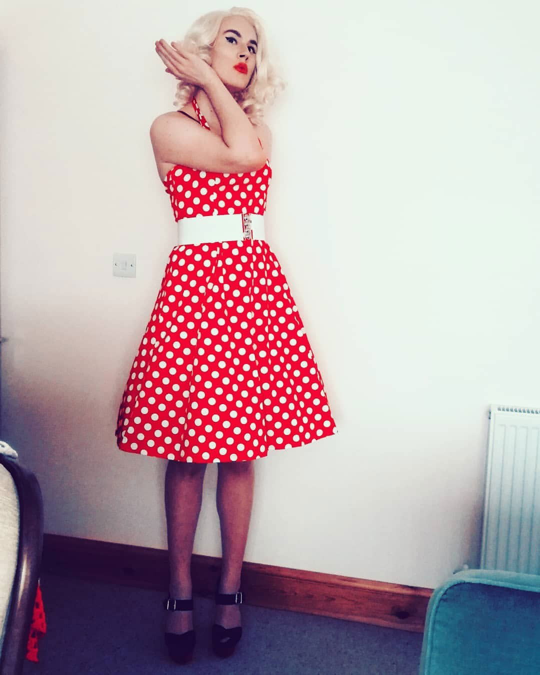 Photo by gumtreesandpanties with the username @gumtreesandpanties,  July 1, 2018 at 5:30 PM and the text says 'amyjamesuk:

Ain’t it magical. 
#me #dress #spotty #dotty #fashion #pinup #vintage #pose #vouge #shoes #crossdresser #crssdressing'