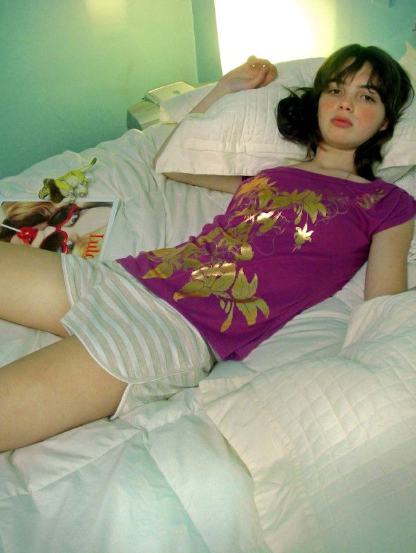 Photo by gumtreesandpanties with the username @gumtreesandpanties,  March 18, 2017 at 12:12 PM and the text says 'femboyclub:femboy club - the place for feminine boys'