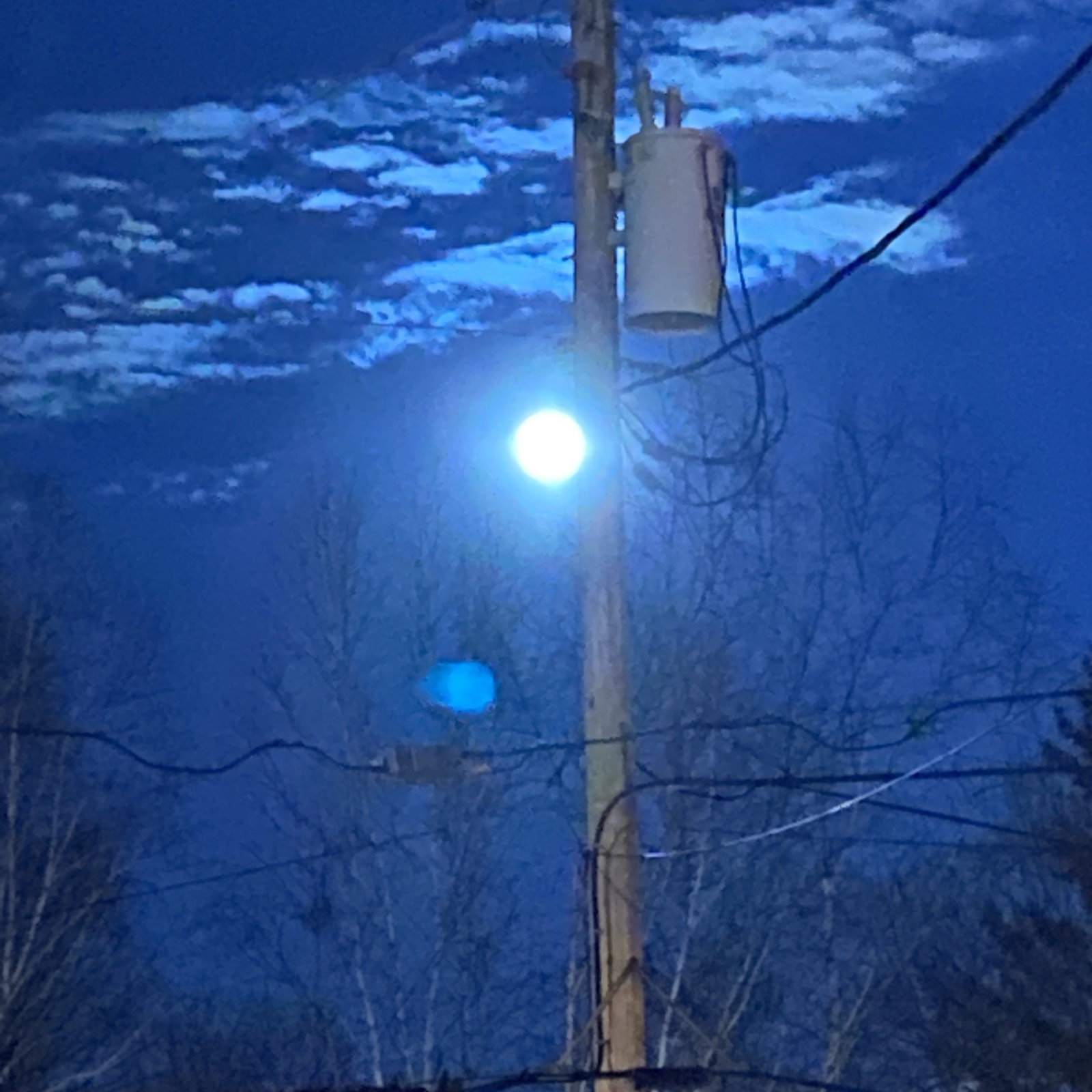 Photo by Luna Frost with the username @cannapoet, who is a star user,  May 7, 2020 at 2:22 AM and the text says 'Look at the Amazing Full Moon tonight ❤️'