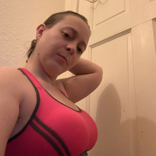 Photo by Luna Frost with the username @cannapoet, who is a star user,  May 7, 2021 at 3:25 AM and the text says 'Loving my Sexy Postpartum Body'