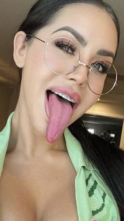 Photo by bigmocha with the username @bigmocha,  August 12, 2022 at 3:43 PM. The post is about the topic Tongue love and the text says 'Yummy tongue #tonguelove'