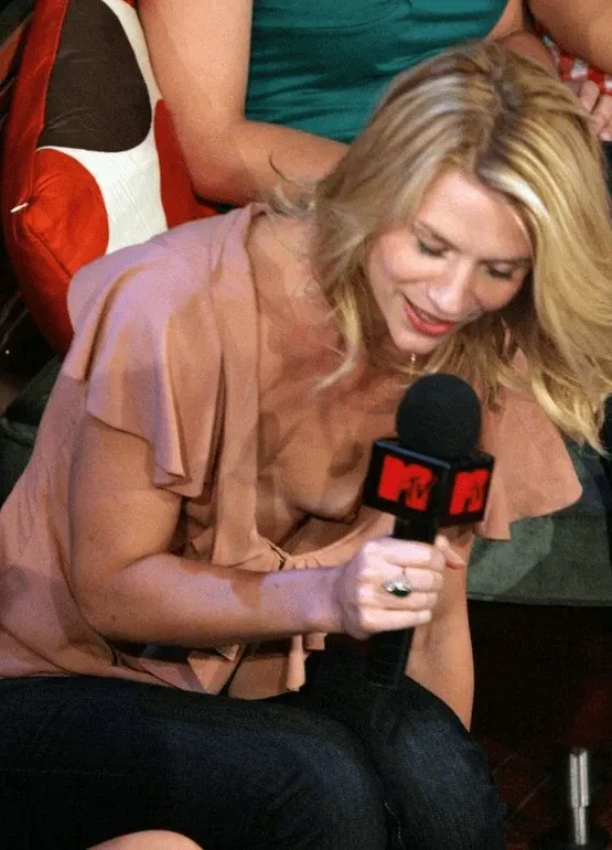 Photo by MajorVoyeur with the username @MajorVoyeur,  April 12, 2024 at 4:31 PM. The post is about the topic Nude Celebrity and the text says '[04/12]   Happy 🥳 #Celeboob Birthday 🎂   - 	Claire Danes'