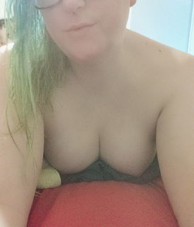 Photo by SpikesandSilk with the username @SpikesandSilk, who is a verified user,  January 3, 2023 at 1:32 AM and the text says 'Post Shower Pic ?'