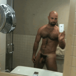 Photo by Man Tools with the username @mantools,  September 5, 2021 at 12:44 PM. The post is about the topic Bald Men