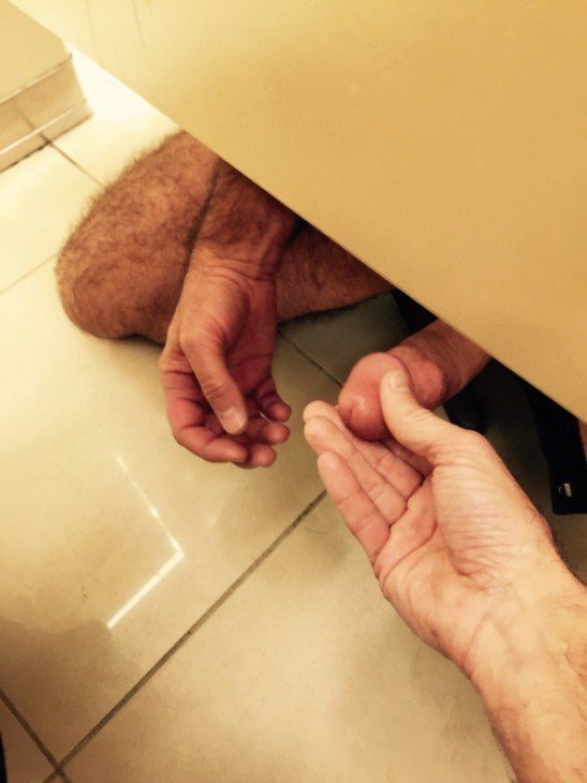 Photo by Man Tools with the username @mantools,  July 14, 2021 at 1:47 PM. The post is about the topic Men's Room