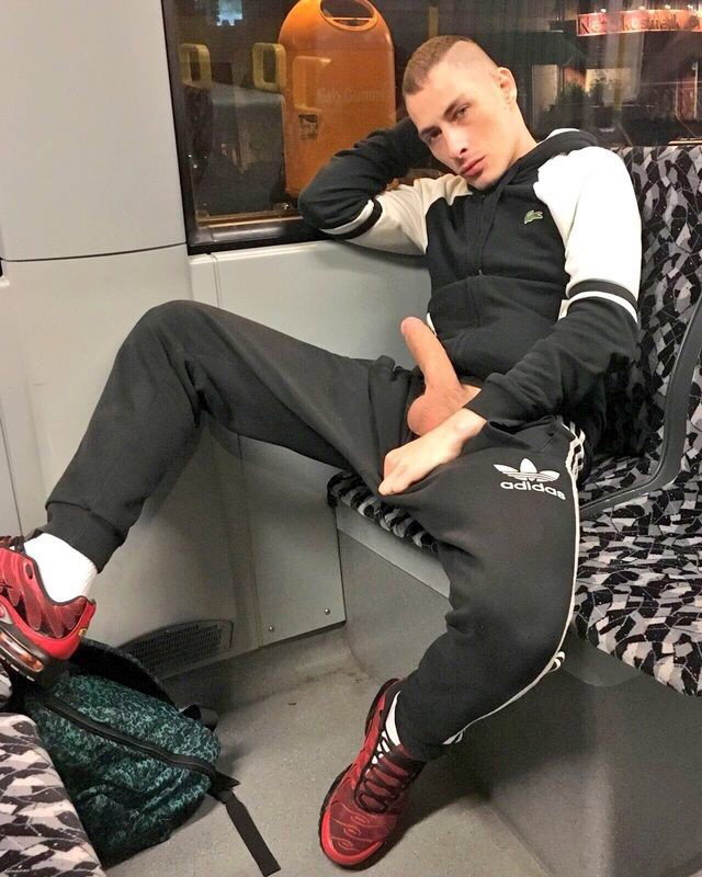 Photo by sydhotguys with the username @sydhotguys, who is a verified user,  January 17, 2019 at 12:01 PM. The post is about the topic Cum in Public