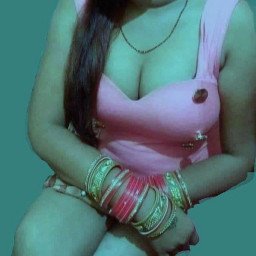 Photo by madhu45 with the username @madhu45,  April 18, 2021 at 12:58 PM. The post is about the topic indian bhabhi ki jawani