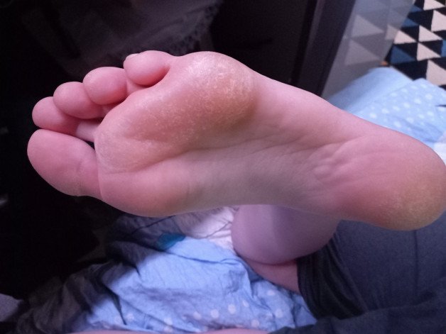 Photo by PervertPair93 with the username @PervertPair93,  April 8, 2021 at 6:31 AM. The post is about the topic Soles and the text says 'Soles my girlfriend size 38'