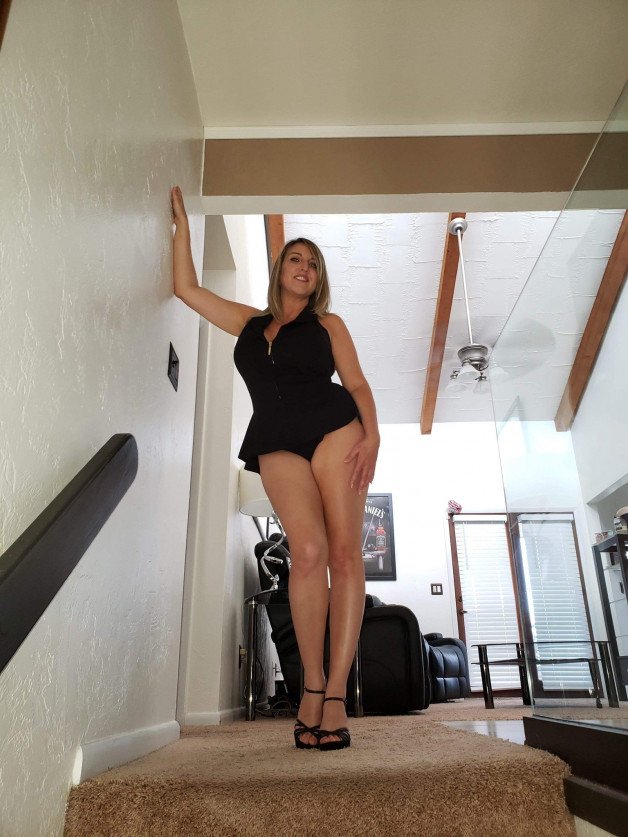 Album by Love1975 with the username @Love1975, who is a verified user,  April 19, 2021 at 1:27 PM. The post is about the topic MILF