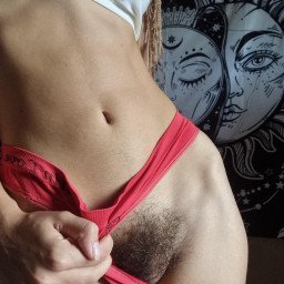 Shared Photo by Revealedlife69 with the username @Goto2hell,  April 20, 2024 at 9:01 AM. The post is about the topic Chatte naturelle and the text says '#HairyPussy'