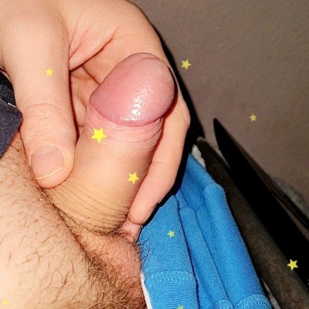 Photo by smalldick-sph with the username @smalldick-sph,  April 21, 2021 at 11:55 PM and the text says 'my 2½ inch dick #SPH #SmallPenisHumiliation'