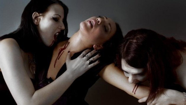 Photo by DocErotic3D with the username @DocErotic3D,  April 28, 2021 at 4:27 PM. The post is about the topic Vampire Girls and the text says '#vampire, #lesbian, #bite'