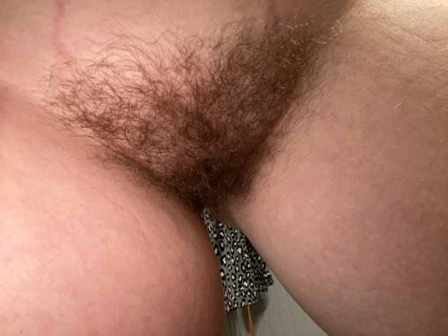 Album by Strokin87 with the username @Strokin87,  April 29, 2021 at 4:56 PM. The post is about the topic hairy pussy and the text says 'love the wifes bush'