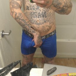 Photo by Domino Day with the username @Domino1220,  May 31, 2021 at 9:38 AM. The post is about the topic Bulges and the text says 'my bulge is looking pretty alright, huh?'