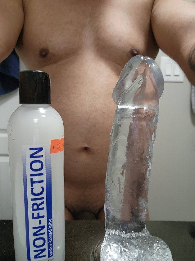 Photo by Zeeliciouz with the username @Zeeliciouz,  July 21, 2022 at 4:02 PM. The post is about the topic Gay Toys and the text says 'my new toy and lube ...😛❤️💦'