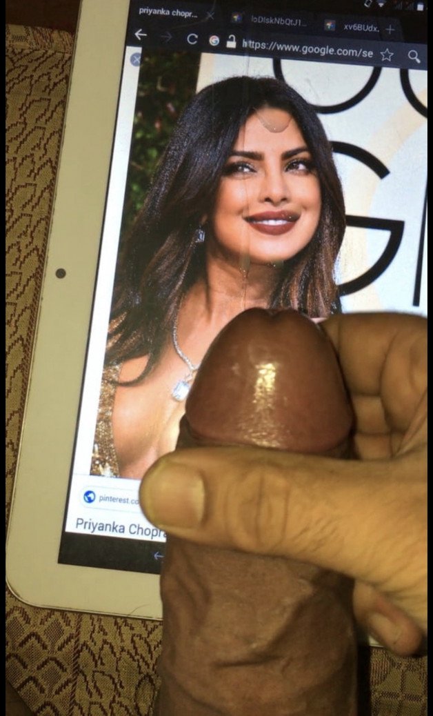 Photo by Juicyuncut with the username @Juicyuncut,  May 28, 2021 at 5:50 PM. The post is about the topic Bollywood actress cocked