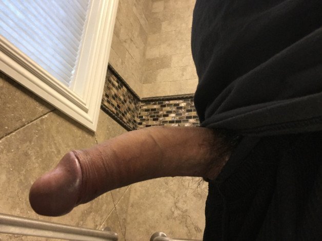 Photo by MrWellHung with the username @MrWellHung,  May 15, 2021 at 6:10 AM. The post is about the topic Rate my pussy or dick