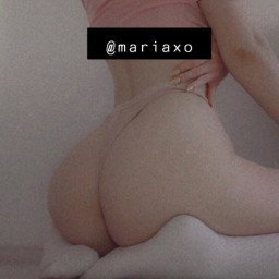 Photo by mariaxo with the username @mariaxo, who is a verified user,  July 5, 2021 at 11:36 AM. The post is about the topic Ass and the text says 'Foods ready. Come eat it. ❤️😈'