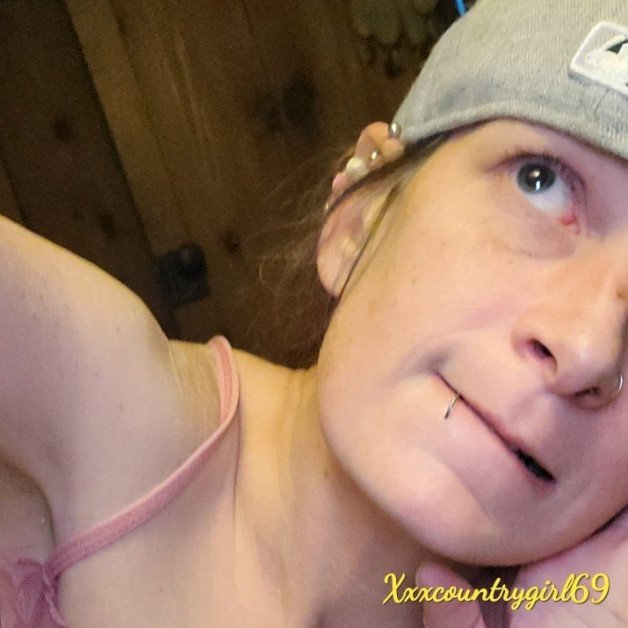 Photo by xxxcountrygirl69 with the username @xxxcountrygirl69, who is a star user, posted on May 18, 2021