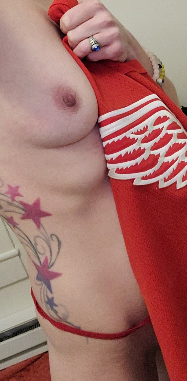 Album by xxxcountrygirl69 with the username @xxxcountrygirl69, who is a star user,  May 18, 2021 at 12:30 PM. The post is about the topic Small Boobs and the text says 'she loves the D'