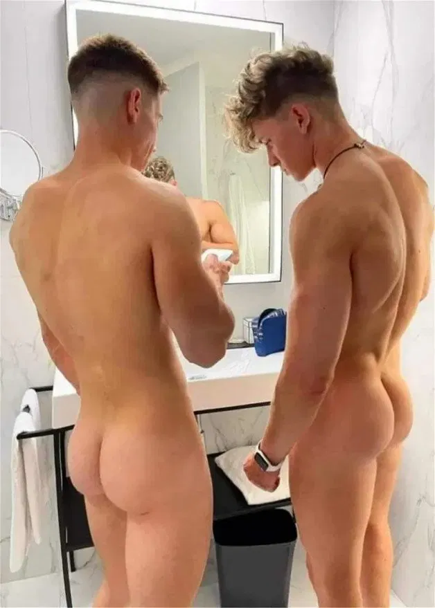 Photo by sexyboysrockmyworld with the username @sexyboysrockmyworld,  October 9, 2023 at 5:32 PM. The post is about the topic Hot Gay Bofriends