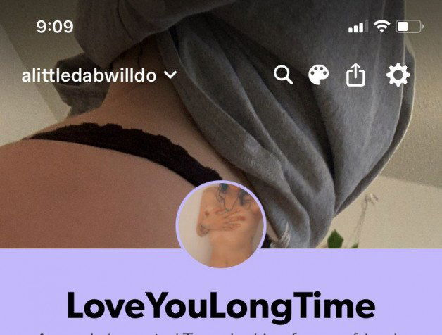 Photo by LittleDabWillDo with the username @LittleDabWillDo,  May 24, 2021 at 2:10 AM. The post is about the topic Amateurs and the text says 'find us on these 😘😘 Left: Tumblr Right: Mewe'