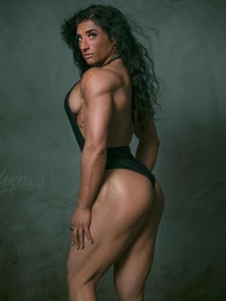 Photo by Blog Tettediferro with the username @tettediferro,  September 21, 2021 at 1:10 PM. The post is about the topic Nude Muscle and the text says 'Hot female #bodybuilder and #fitness #model Alexa Floria'