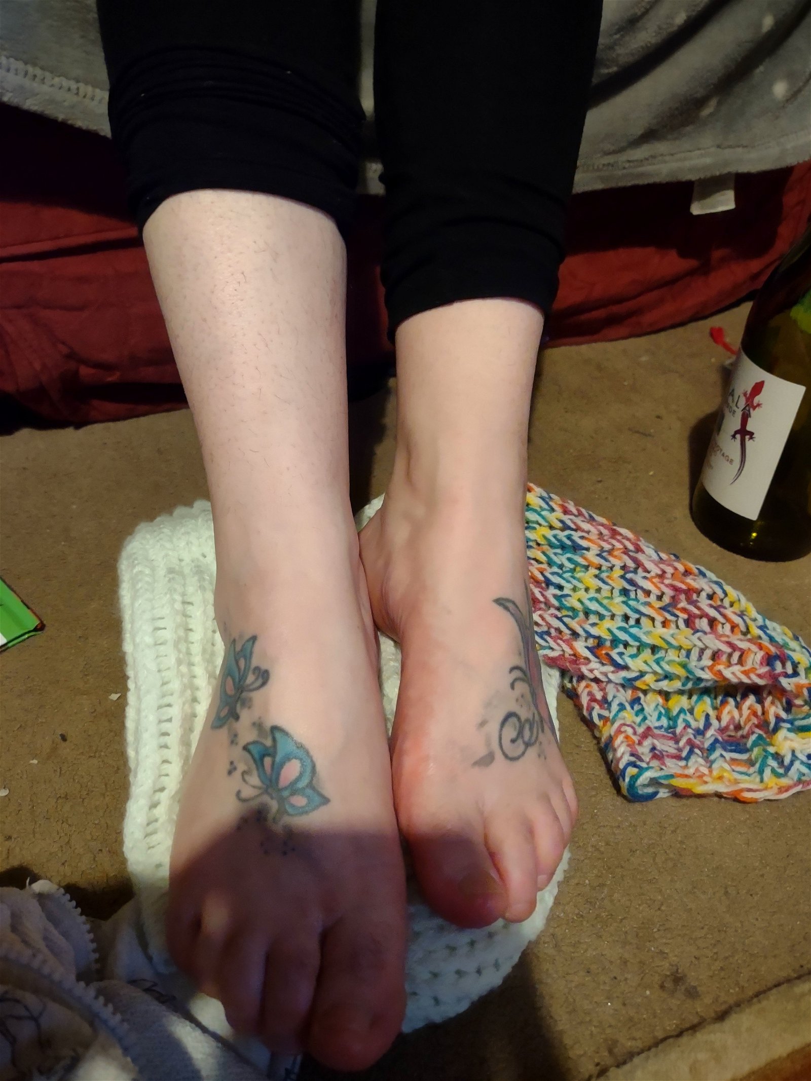 Photo by Bootleg86 with the username @Bootleg86,  February 23, 2022 at 1:16 PM. The post is about the topic Sexy Feet and the text says 'my wife's feet, shes thinking about starting an only fans... what do you guys think?'