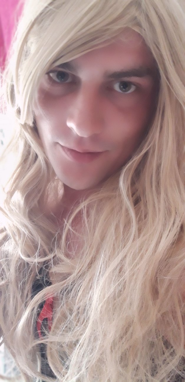 Photo by LunaLoveSlut with the username @LunaLoveSlut, posted on June 6, 2021. The post is about the topic Trans and the text says 'what do you think i will be a pretty lady in a few years ?.😶😶😶💓💗'