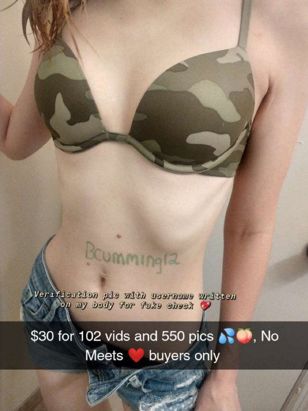 Photo by Selina19963 with the username @Selina19963, who is a star user,  October 6, 2021 at 1:40 AM. The post is about the topic NSFW Snapchat and the text says '#kik #wetpussy #creampie @OnlyFans @ManyVids @gvalentinaxxx @bad_dragon @msabigailmac 
#squirting #cashapp #paypal 
@PornHub  @Chaturbate

Huge sale on vids and pics ❤️102 vids and 500 pics for $30💦😍verification pics down below and a menu of the..'
