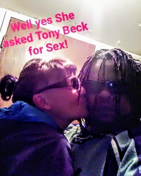 Photo by TonyBeck8 with the username @TonyBeck8,  June 15, 2021 at 5:32 PM. The post is about the topic Seattle,Washington and the text says 'The Spirit temptation in a good  kiss said Anthony Beck she  loves me she loves me not I'mma put her into work anyway'