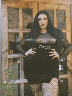 Photo by vile.valentine with the username @vile.valentine,  June 17, 2021 at 12:19 PM. The post is about the topic Goth Girls and the text says 'small titty big booty goth gf'