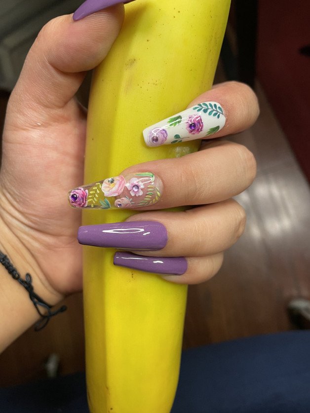 Photo by LovelyLynette with the username @LovelyLynette, who is a verified user,  October 9, 2021 at 6:04 AM. The post is about the topic Slut Nails and the text says 'Another set of long, pretty, slut nails. They'd look so cute covered in cum.. 💦💦🥰'