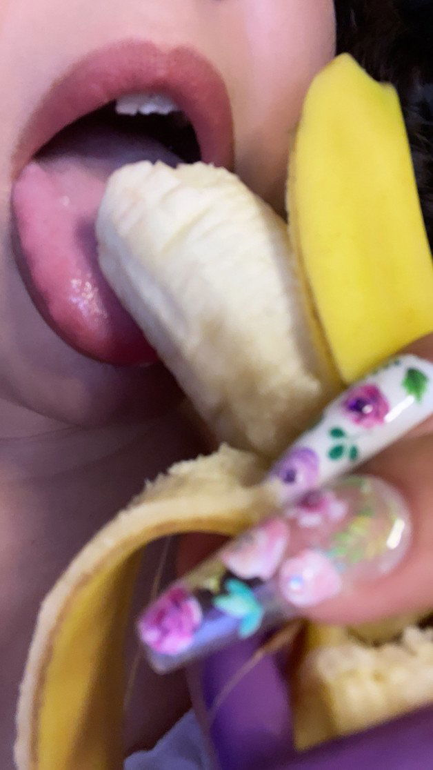 Photo by LovelyLynette with the username @LovelyLynette, who is a verified user,  October 9, 2021 at 9:39 AM. The post is about the topic Banana Sucking Girls and the text says 'Who wants to take this banana's place? 🥺💦🥰'