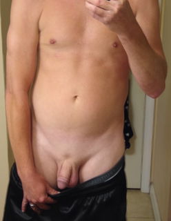 Photo by Steebo1983 with the username @Steebo1983,  June 21, 2021 at 9:21 PM. The post is about the topic Dad Bod and the text says 'Lost 50 lbs and got my sexy dad bod going'