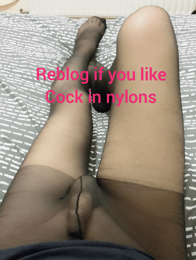 Photo by Nylon femboy sissy with the username @Nylonfemboy69,  July 31, 2021 at 11:14 PM. The post is about the topic crossdressers in nylons