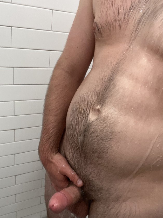 Photo by tumrumthumbs with the username @tumrumthumbs,  August 13, 2023 at 12:31 PM. The post is about the topic Showering studs