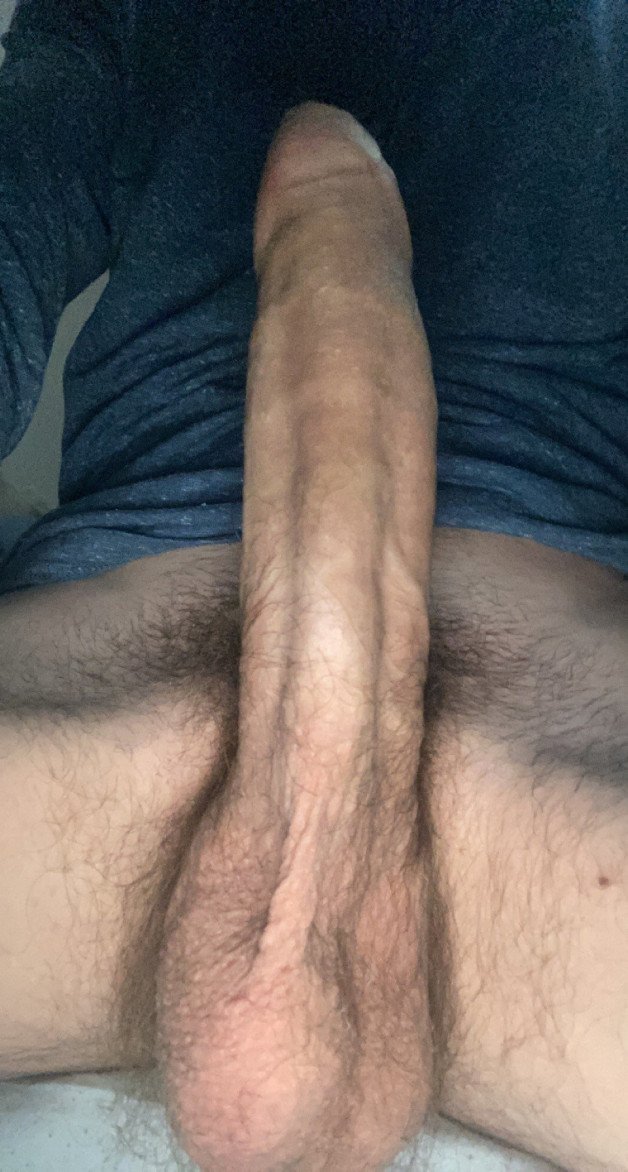 Photo by HungIrishLad with the username @HungIrishLad,  June 30, 2021 at 11:33 AM. The post is about the topic Big Cock Lovers