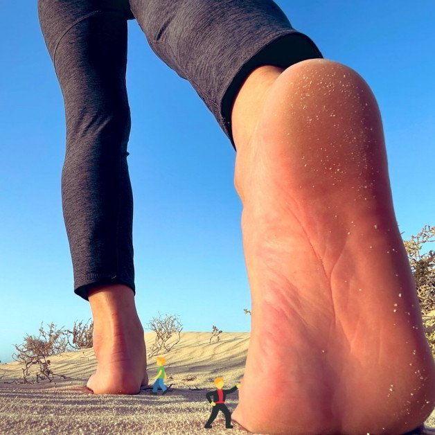 Photo by Barebackpackers with the username @Barebackpackers, who is a star user,  July 19, 2021 at 6:26 AM. The post is about the topic Giantess Fetish and the text says 'Empress Of Tinies making moves! 
Would you riskbit all to get a glimpse? 

#giantess #gts #giantessgrowth 

www.onlyfans.com/EmpressOfTinies'