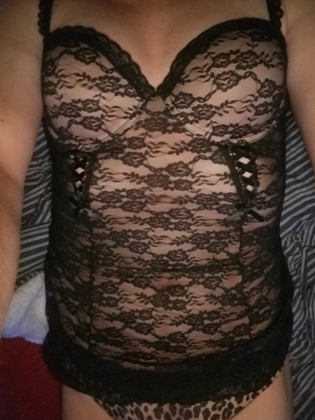 Photo by Diannexlayne with the username @Diannexlayne,  January 21, 2022 at 12:02 PM. The post is about the topic Sissy and the text says 'New cami feels devine'