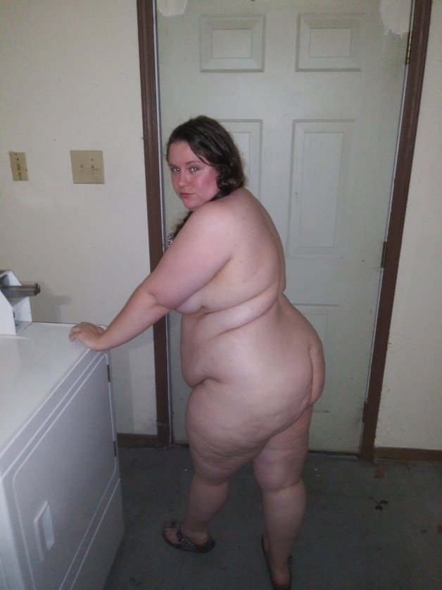 Photo by sharer porn with the username @sharer_porn,  October 5, 2021 at 3:59 AM. The post is about the topic BBW and Chubby