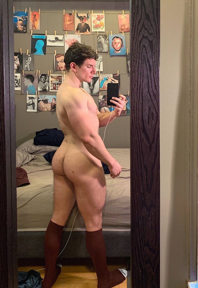 Photo by BubbleButtSir with the username @BubbleButtSir, who is a verified user,  June 8, 2020 at 7:24 AM and the text says 'Beef,butt and socks'