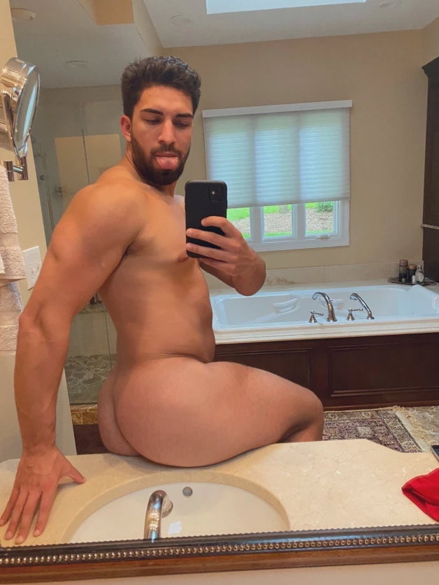 Photo by BubbleButtSir with the username @BubbleButtSir, who is a verified user,  March 29, 2024 at 9:56 AM and the text says 'Before Malik fingered himself and inserted an enormous dildo, and put on his white Nike socks (calf-height) and jacked himself off until he came, he always made a selfie for daddy. Later that day he usually would put on some fishnets and wait on his knees..'