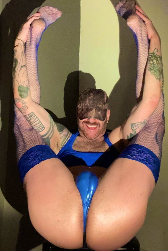 Photo by BubbleButtSir with the username @BubbleButtSir, who is a verified user,  May 15, 2023 at 10:24 AM. The post is about the topic MUSCLE SLUTS and the text says 'When apparent muscle top daddies get all slutty....!!!!'
