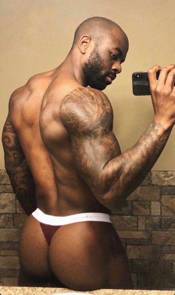 Photo by BubbleButtSir with the username @BubbleButtSir, who is a verified user,  February 9, 2019 at 2:19 PM. The post is about the topic Beefy Black Butts