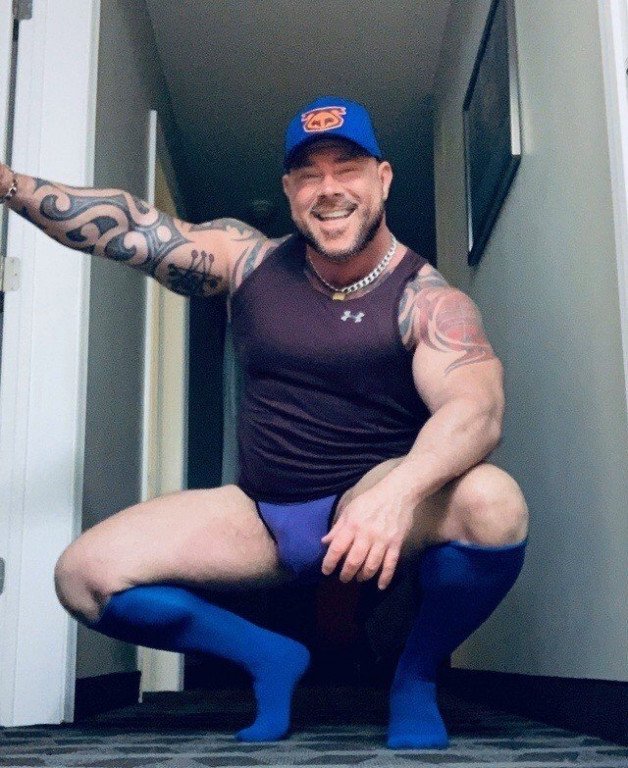 Photo by BubbleButtSir with the username @BubbleButtSir, who is a verified user,  September 18, 2021 at 6:35 AM. The post is about the topic hairy and muscle daddies