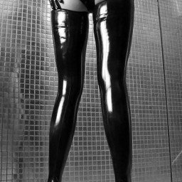 Photo by Lucifer's Lust with the username @LucifersLust,  February 18, 2024 at 5:25 PM. The post is about the topic Latex Lovers
