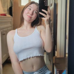 Photo by Jade with the username @Jade-Love, who is a star user,  July 8, 2022 at 10:09 AM. The post is about the topic Cute But Clothed and the text says 'No makeup and no bra 😌'