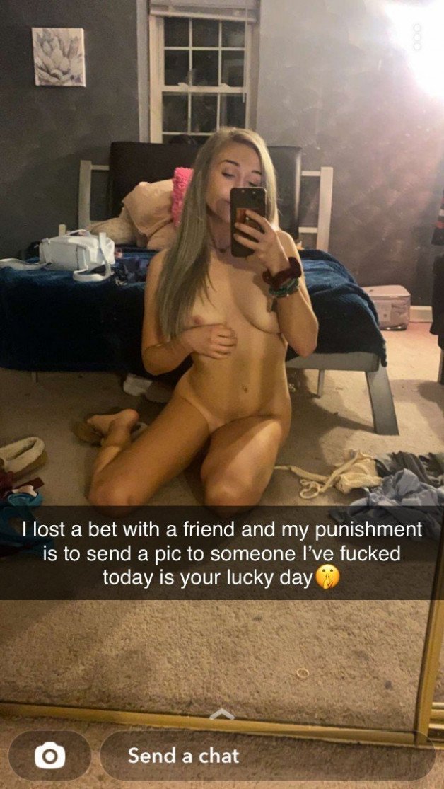 Photo by Wanthertohotwife with the username @Wanthertohotwife,  August 30, 2021 at 1:34 AM. The post is about the topic Snapchat Cheating