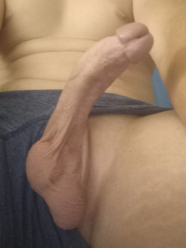 Photo by Small69 with the username @Small69,  November 4, 2021 at 9:06 PM. The post is about the topic Show your DICK